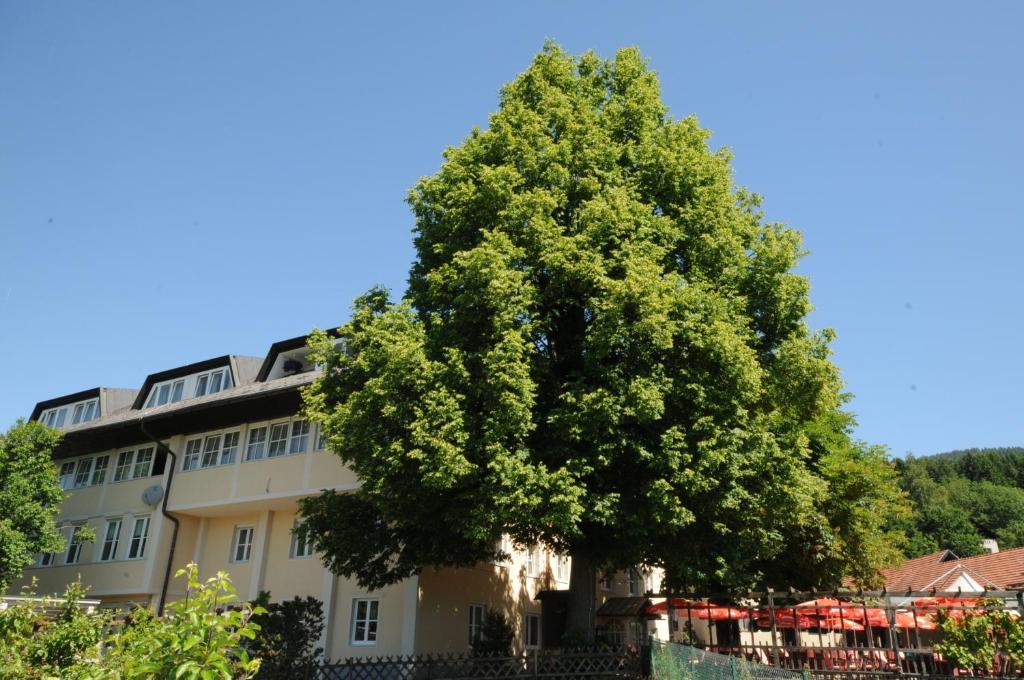Gasthof Bacher Villach Exterior photo