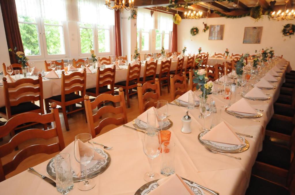 Gasthof Bacher Villach Exterior photo